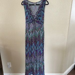 Neiman Marcus Sleeveless Print Maxi Dress Size Small